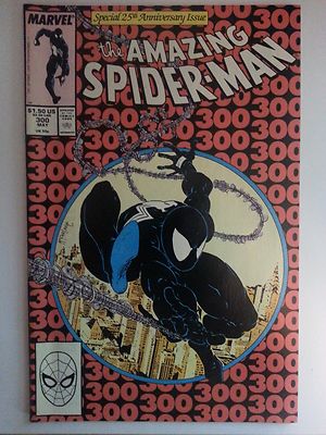 The Amazing SpiderMan 300 NM Crisp clean edges CGC ME LK 1st VENOM