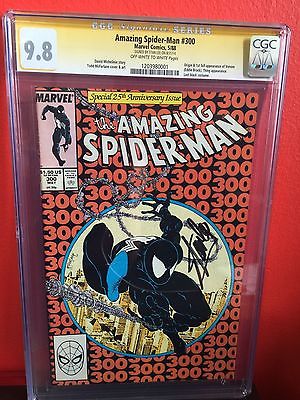 Amazing SpiderMan 300 CGC98  SS Stan Lee  Marvel 588