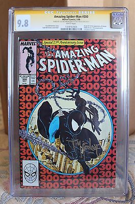 Amazing SpiderMan 300 CGC 98 2X SS 1st Venom SIGNED StanLee  McFarlane 