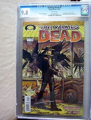 walking dead   1   cgc 98 1st print new holder