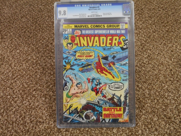 Invaders 1 cgc 98 Captain America Submariner Human Torch WHITE pg 1975 Marvel