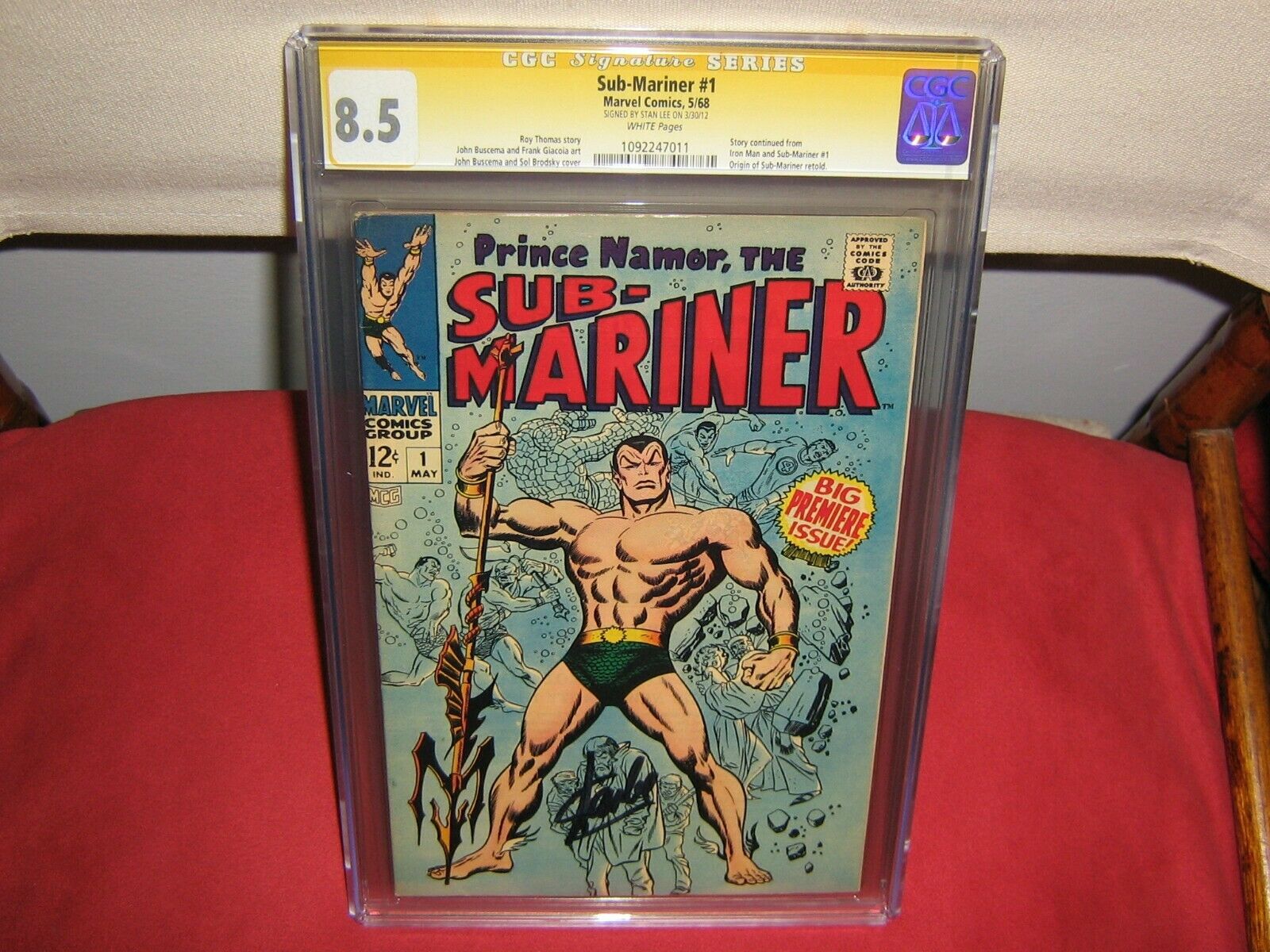 THE SUBMARINER 1 CGC 85 SIGNATURE SERIESSTAN LEE WHITE PAGES 051968 