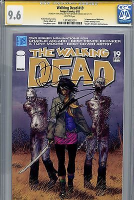 Walking Dead 19 CGC 96 SS Robert Kirkman Charlie Adlard Zombies 1 1st Michonne