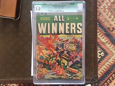 AllWinners Comics 10 Fall 1943 Marvel CGC 30