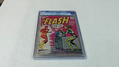 The Flash 106 CGC 35  Origin Grood  Pied Piper 1959 Classic DC comics