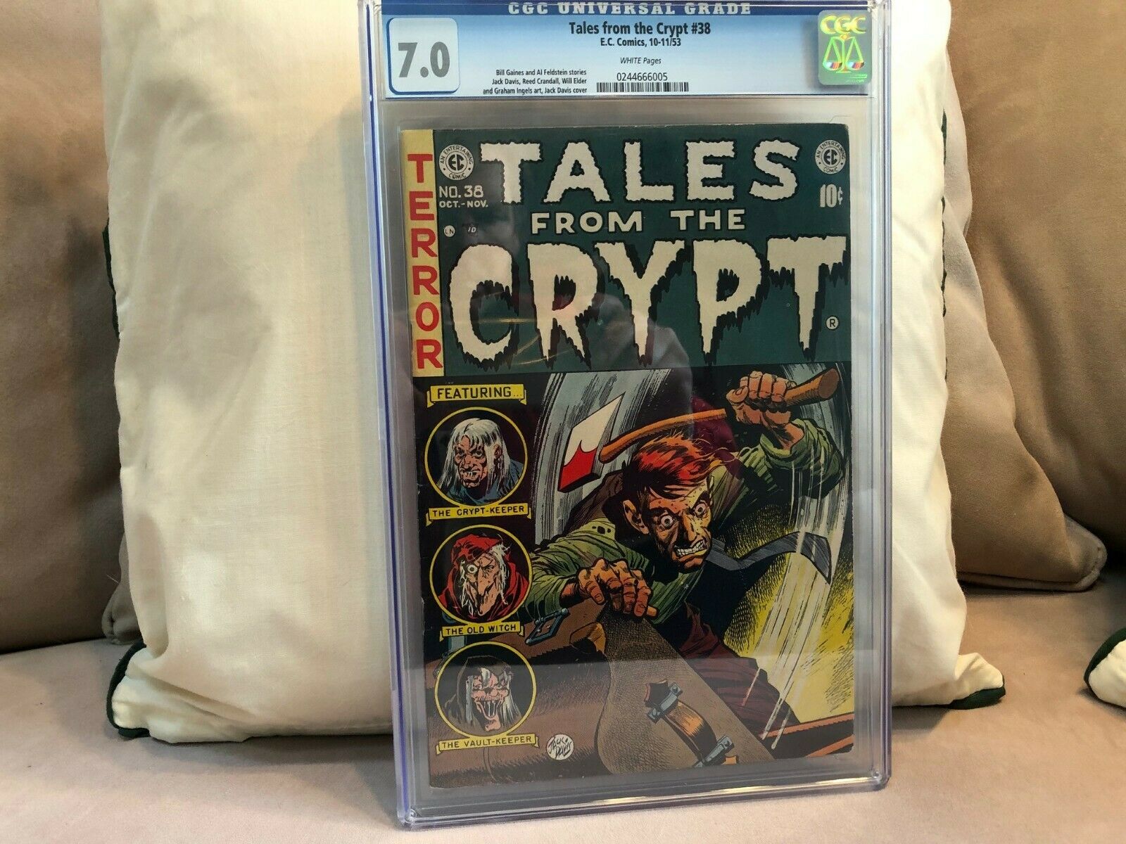 TALES FROM THE CRYPT 38 CGC 70