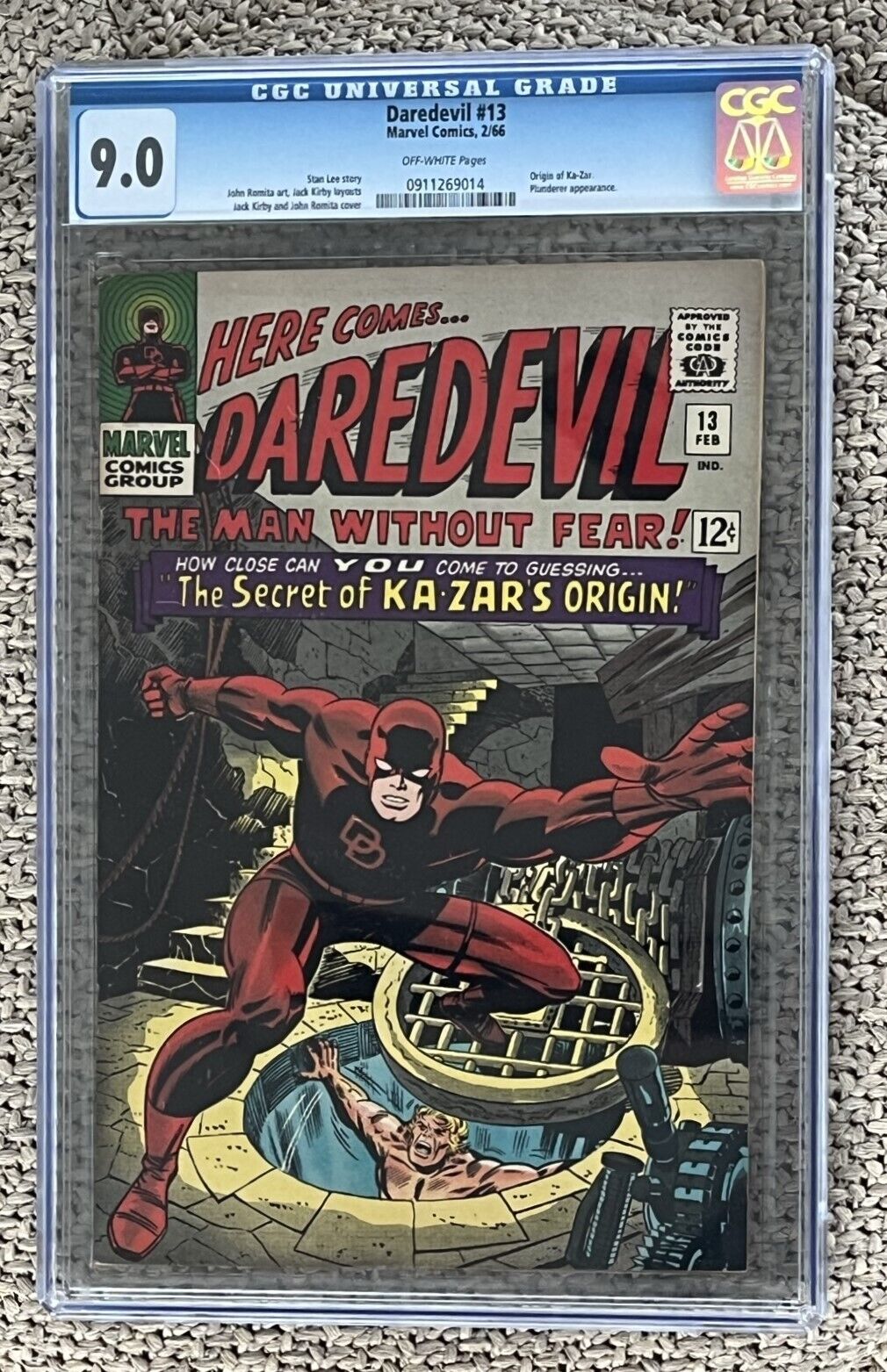 DAREDEVIL 13 CGC 90 Origin story of KaZar First antimetal Vibranium