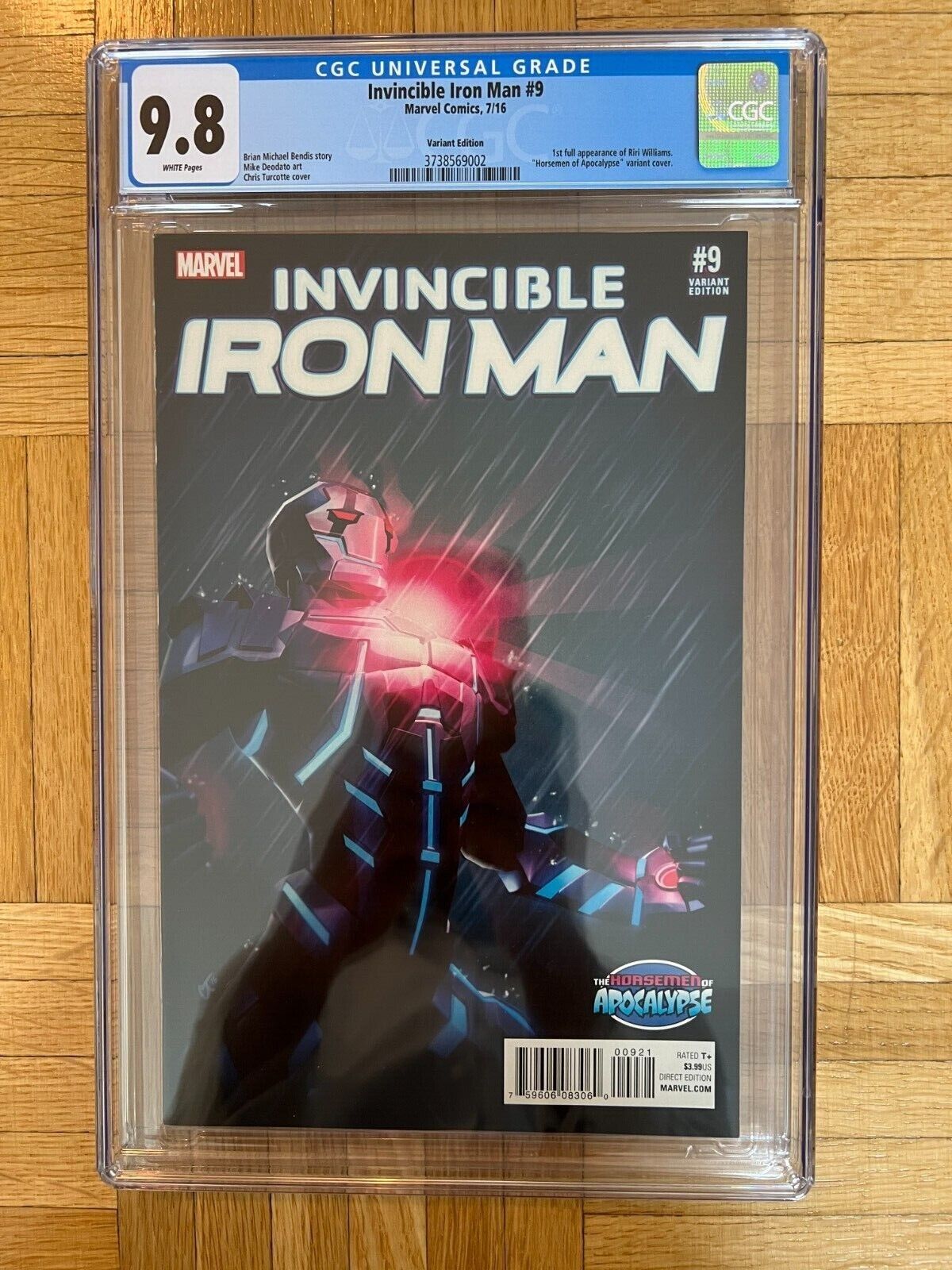 Invincible Iron Man 9 CGC 98 RARE Variant 1st App Riri Williams Black Panther