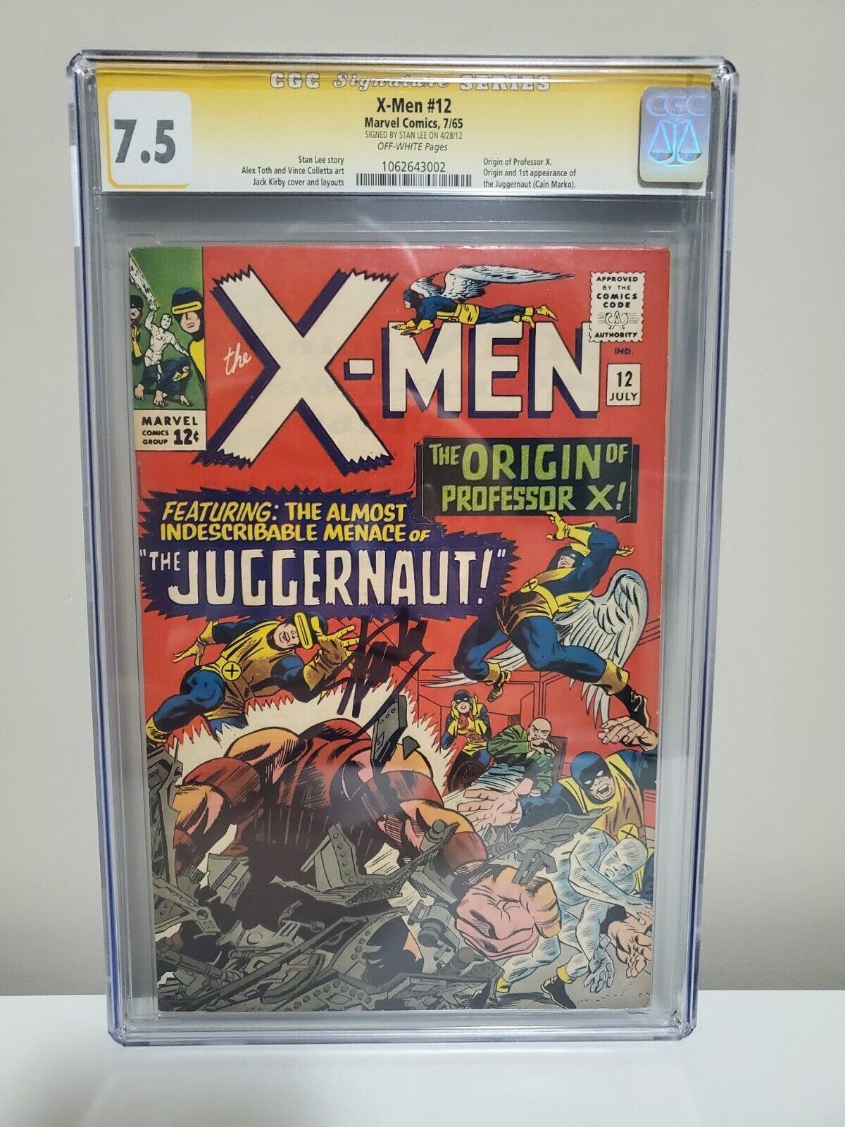 XMEN 12 CGC 75 OW SIGNED BY STAN LEE 1ST APPEARANCE OF JUGGERNAUT SS