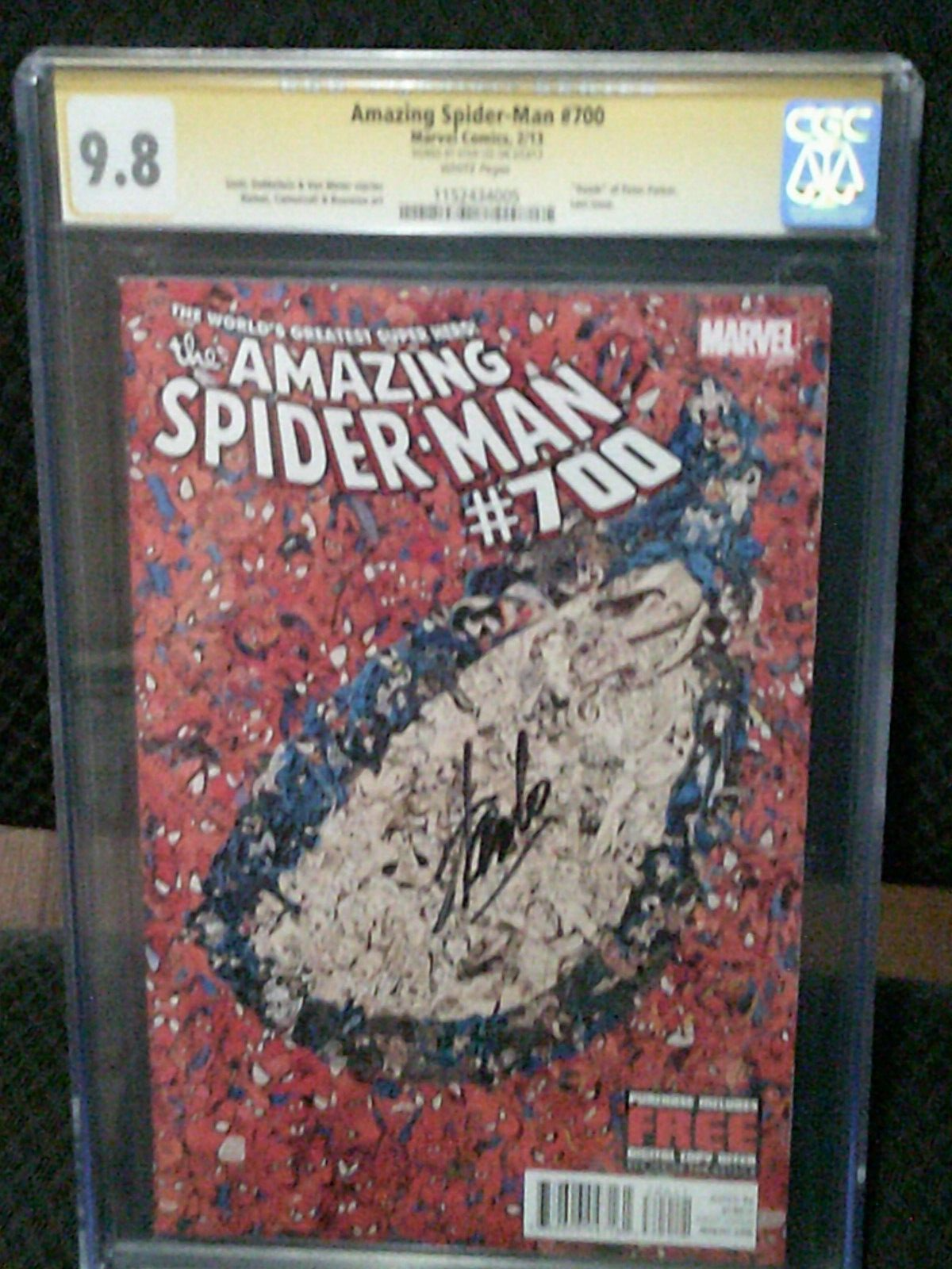 AMAZING SPIDERMAN 700 CGC 98 SIGNED STAN LEE