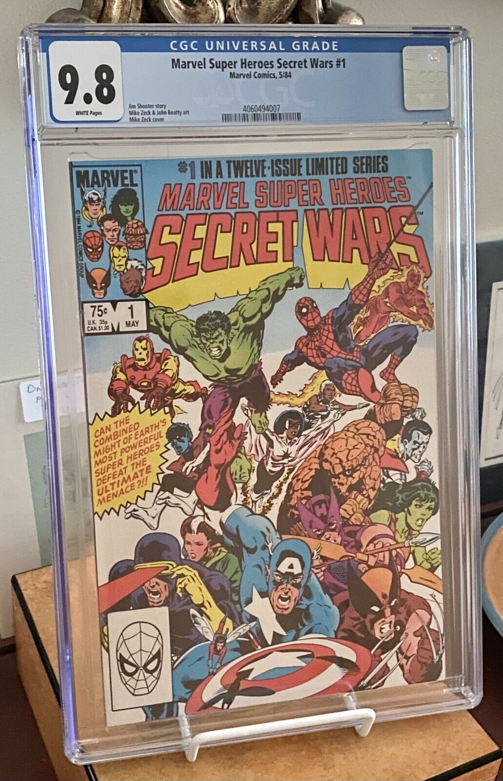 MARVEL SUPER HEROES SECRET WARS 1 CGC 98 WHITE PAGES 1st Beyonder 1984