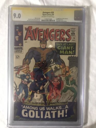 Avengers 28 CGC 90 SIGNED STAN LEE 1st Appearance of The Collector Beetle App