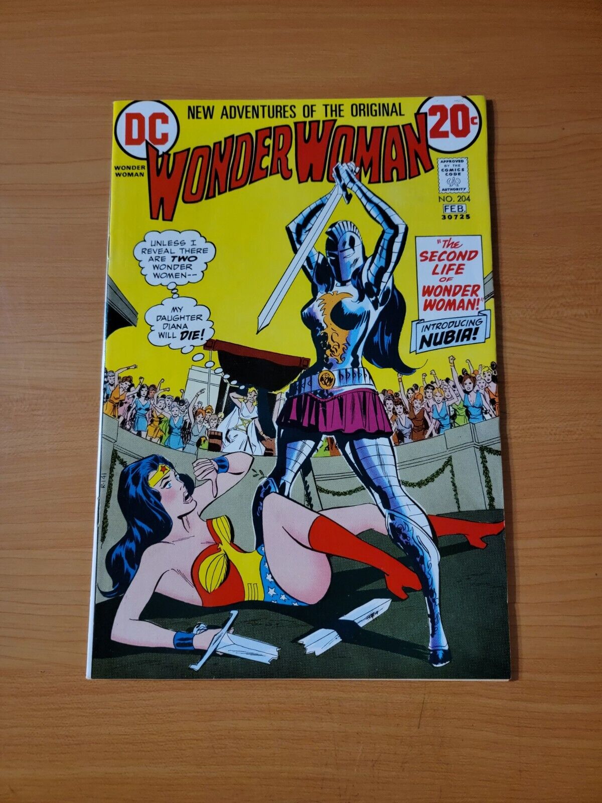 Wonder Woman 204  NEAR MINT NM  1973 DC Comics CGC IT