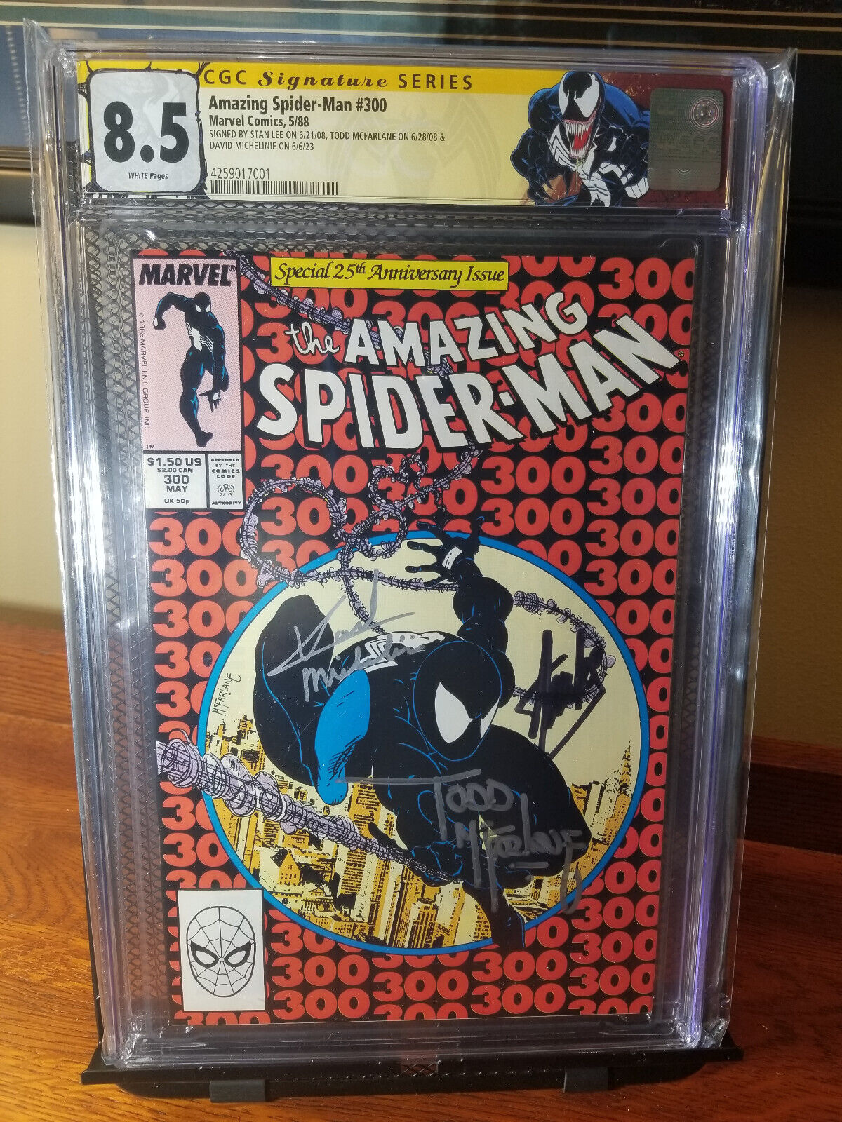 Amazing SpiderMan 300 CGC 85 Signed Stan Lee Todd McFarlane Michelinie Venom 1