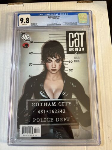 Catwoman 51  CGC 98  White Pages  Adam Hughes Cover 2006